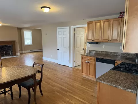 60 Chapin St, Fall River, MA 02724 photo 9