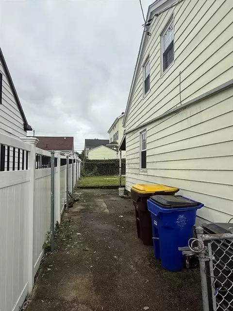 60 Chapin St, Fall River, MA 02724 photo 21