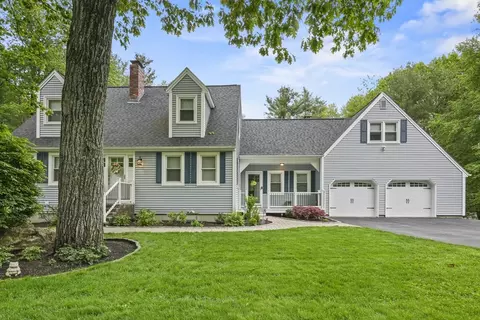 79 Fox Hill Dr, Holden, MA 01520
