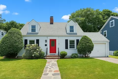 62 Oak Hill Dr, Arlington, MA 02474