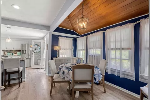 65 Holten St, Danvers, MA 01923 photo 10
