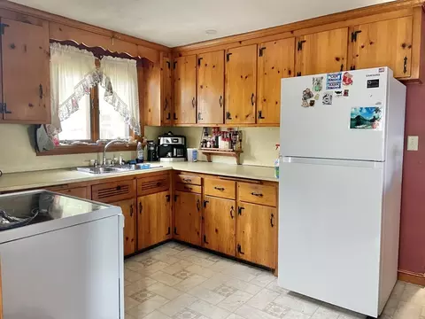 124 Bower St, Malden, MA 02148 photo 5