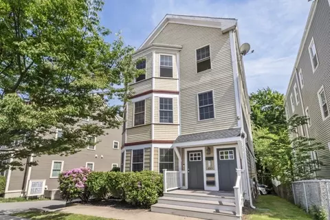 337-339 Gallivan Blvd #2, Boston, MA 02124