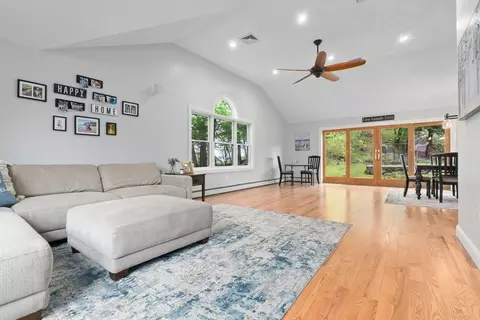 37 Joseph Way, Reading, MA 01867 photo 12