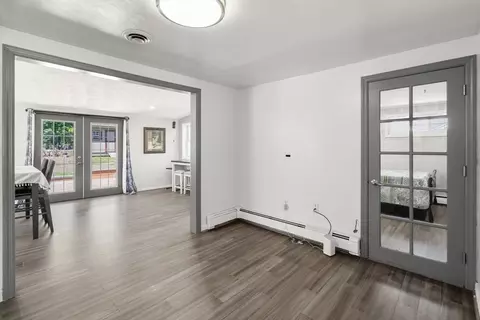 22 Wethersfield Rd, Natick, MA 01760 photo 11