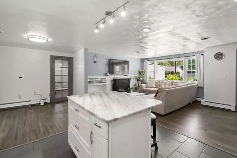 22 Wethersfield Rd, Natick, MA 01760 photo 8