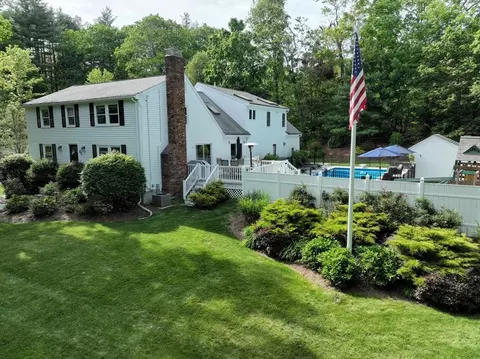 85 Mount Vickery Rd, Southborough, MA 01772