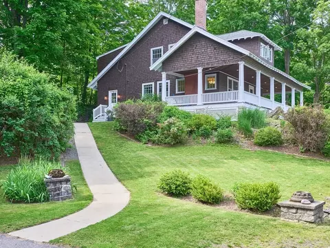 246 Worcester Rd, Sterling, MA 01564