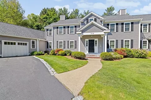 70 Humphreys Ln #70, Duxbury, MA 02332