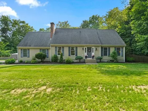 455 State St, Hanson, MA 02341