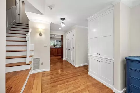 Entry Way - 16 Harvard Dr, Hingham, MA 02043 photo 2 of 5