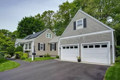 6 Ridge Rd, Marlborough, MA 01752