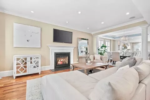 6 Mystic Pl, Charlestown, MA 02129