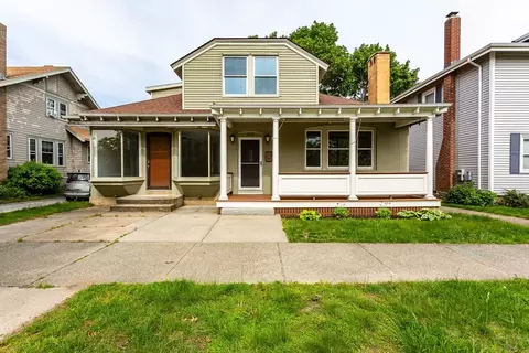 686 Rockdale Ave, New Bedford, MA 02740