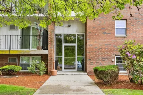 153 Milk St #4, Westborough, MA 01581