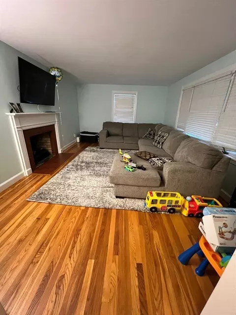 33 Stevens Rd, Framingham, MA 01702 photo 11