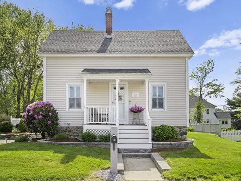 5 Adams St, Littleton, MA 01460