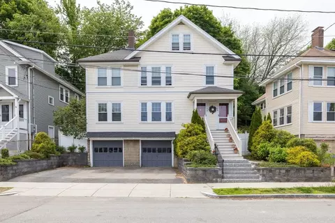 72 Edgecliff Rd #72, Watertown, MA 02472