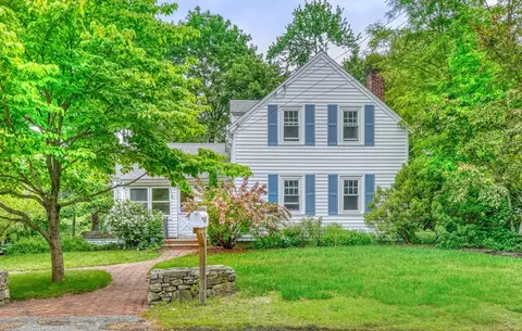 40 Colburn St, Westwood, MA 02090