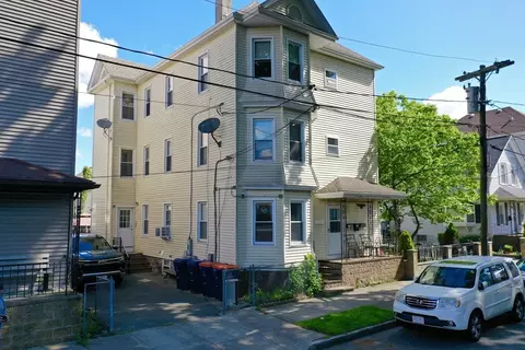 337 Tinkham St, New Bedford, MA 02746
