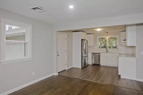 77 Drexel St, Springfield, MA 01104 photo 12