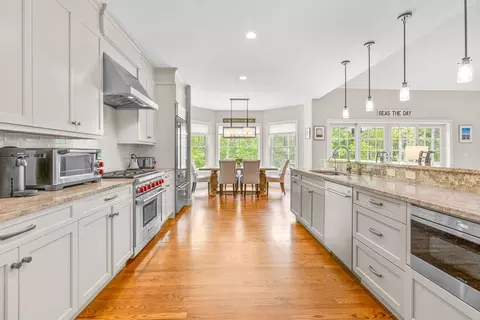 29 Flat Pond Cir, Mashpee, MA 02649 photo 23