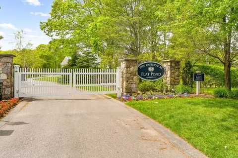 29 Flat Pond Cir, Mashpee, MA 02649 photo 2
