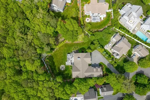 29 Flat Pond Cir, Mashpee, MA 02649 photo 14