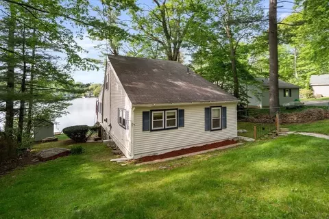 53 Oakland Dr, Spencer, MA 01562