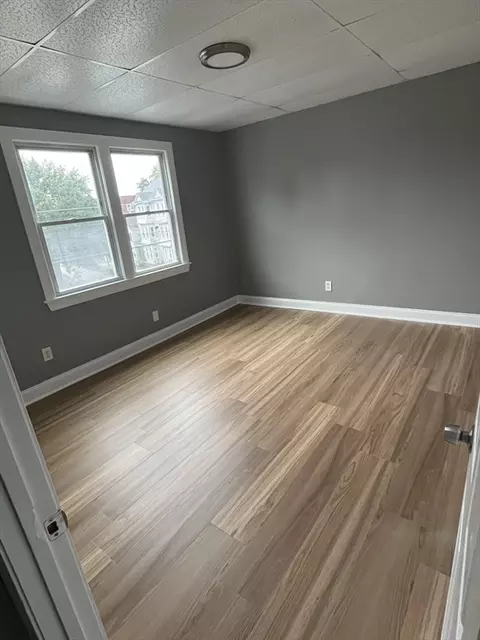 422 County St, Fall River, MA 02723 photo 19