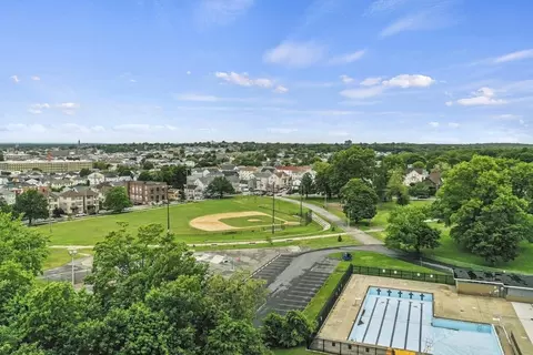 422 County St, Fall River, MA 02723 photo 23
