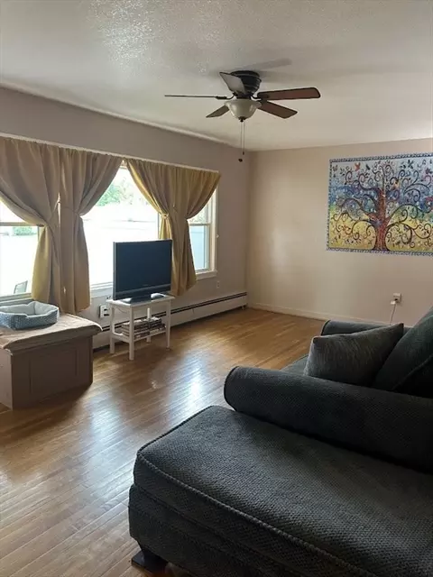 Living - 1385 Pendleton Ave #1385, Chicopee, MA 01022 photo 1 of 2