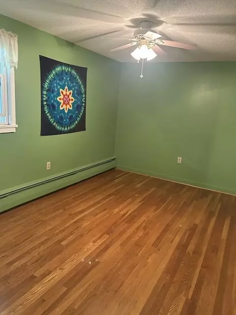Bedroom - 1385 Pendleton Ave #1385, Chicopee, MA 01022 photo 1 of 4