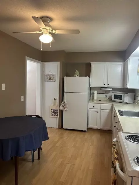 Kitchen - 1385 Pendleton Ave #1385, Chicopee, MA 01022 photo 3 of 3
