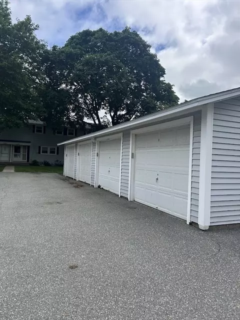 Exterior - 1385 Pendleton Ave #1385, Chicopee, MA 01022 photo 4 of 4
