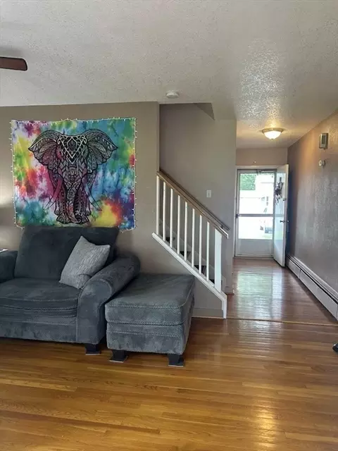 Entry Way - 1385 Pendleton Ave #1385, Chicopee, MA 01022 photo 1 of 1