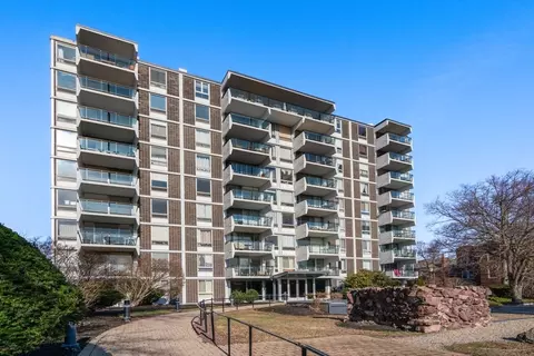 60 Babcock St #64, Brookline, MA 02446
