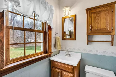 43 W Main, Upton, MA 01568 photo 13