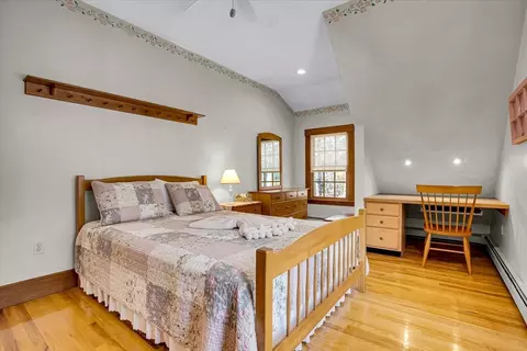 43 W Main, Upton, MA 01568 photo 27