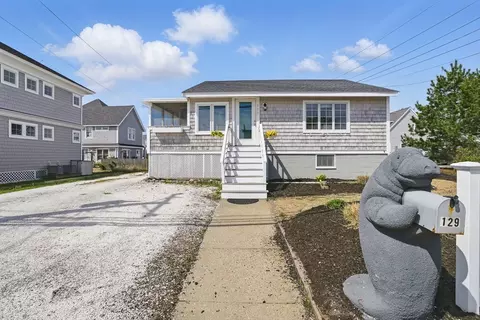 129 Northern Blvd, Newbury, MA 01951