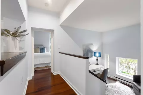 Entry Way - 65 Glen Rd #H-6, Brookline, MA 02445 photo 1 of 1