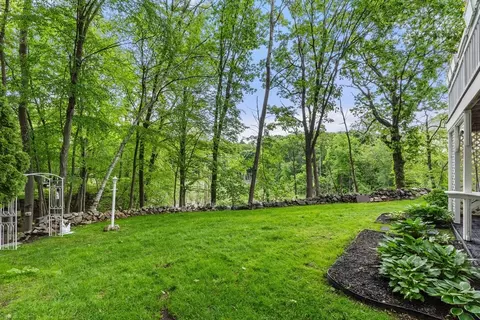 4 Blacksmith Way, Saugus, MA 01906 photo 31