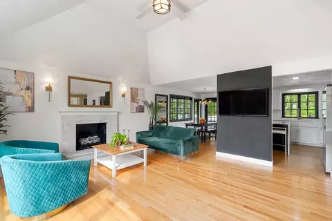 4 Blacksmith Way, Saugus, MA 01906 photo 7