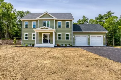 90 Howland Rd, Lakeville, MA 02347