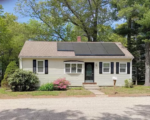 23 Mohawk St, Bellingham, MA 02019
