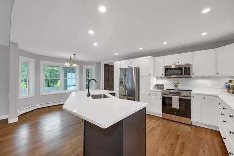 Kitchen - 75 Glen St, Rowley, MA 01969 photo 2 of 3