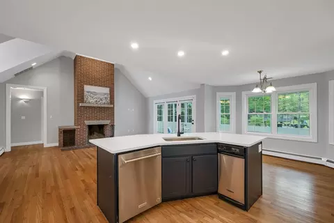 Kitchen - 75 Glen St, Rowley, MA 01969 photo 1 of 3