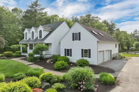 Exterior - 75 Glen St, Rowley, MA 01969 photo 3 of 15