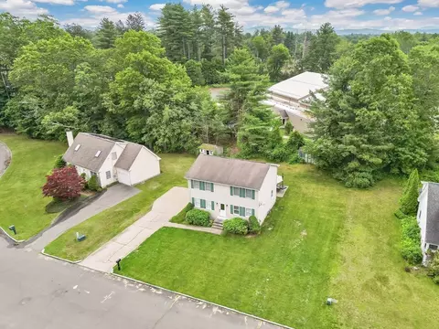 50 Fox Woods Dr, Springfield, MA 01129 photo 31