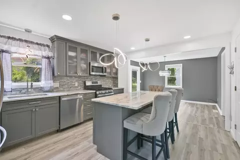 50 Fox Woods Dr, Springfield, MA 01129 photo 7